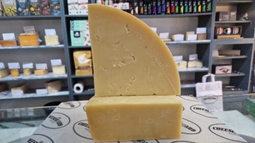 Isle of Mull Scottish Farmhouse Cheddar