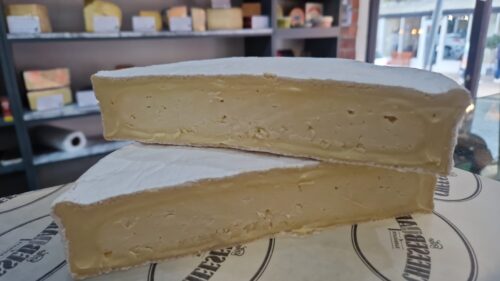 Barncliffe Brie